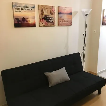New Center Apartment